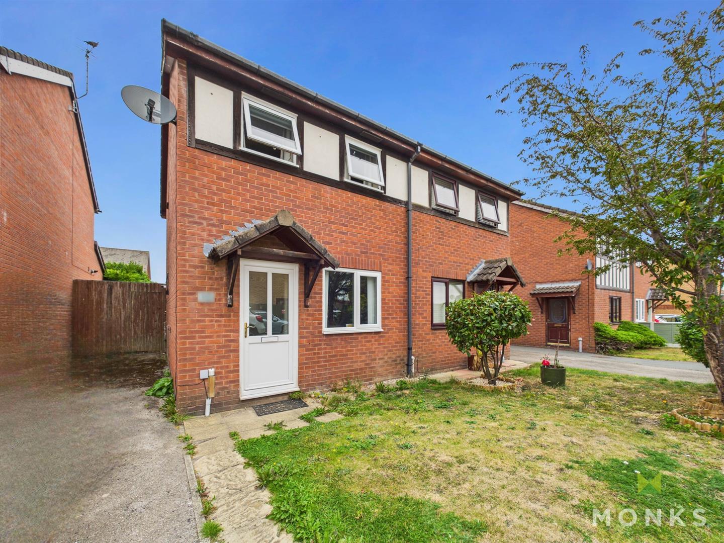 10 Ashlands Road, Weston Rhyn, SY10 7TN To Let 10 Ashlands Road, Weston Rhyn, SY10 7TN To Let